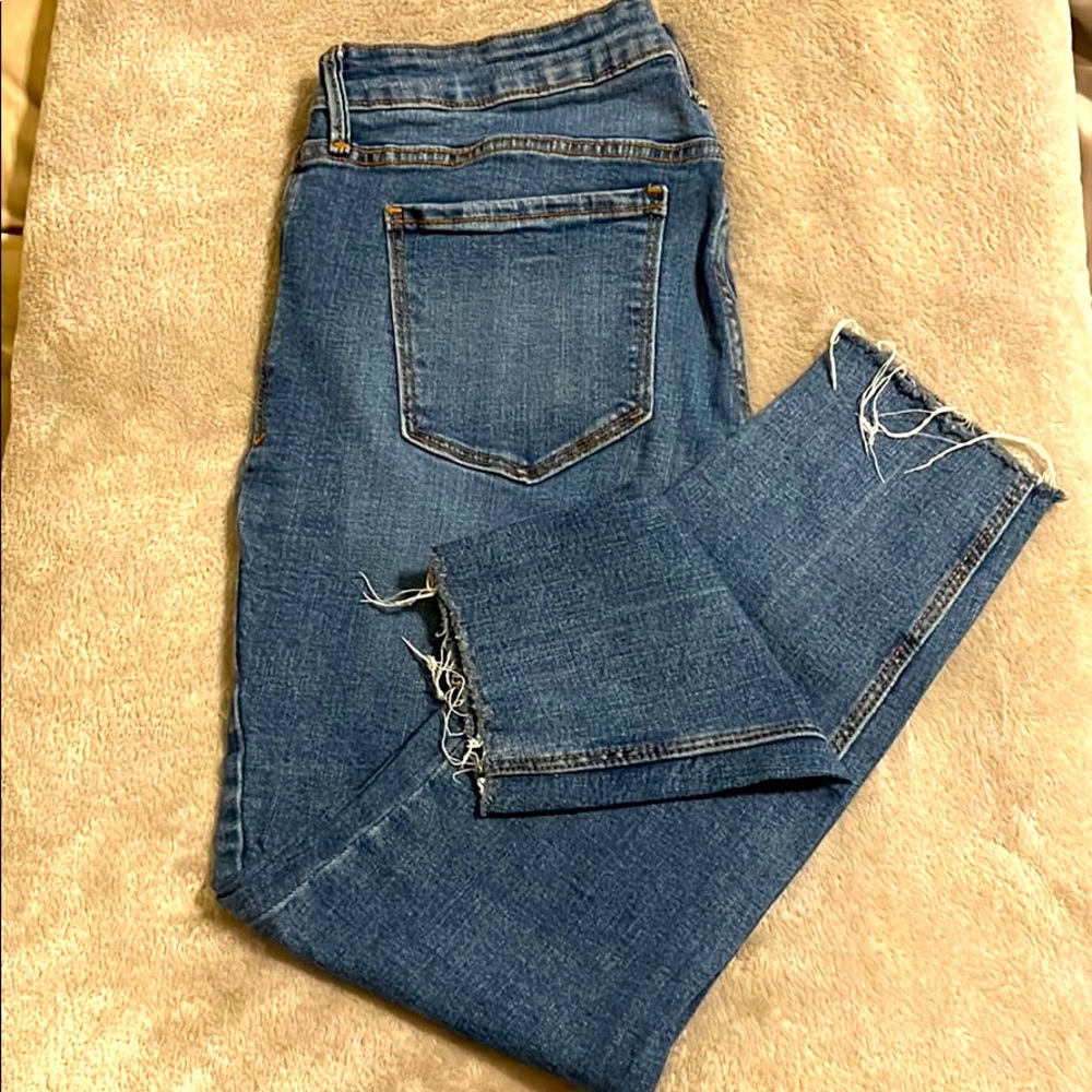 Old Navy Rockstar Jeans size 14